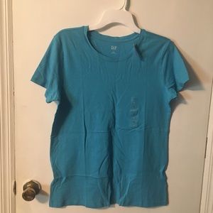 GAP T-shirt NWT